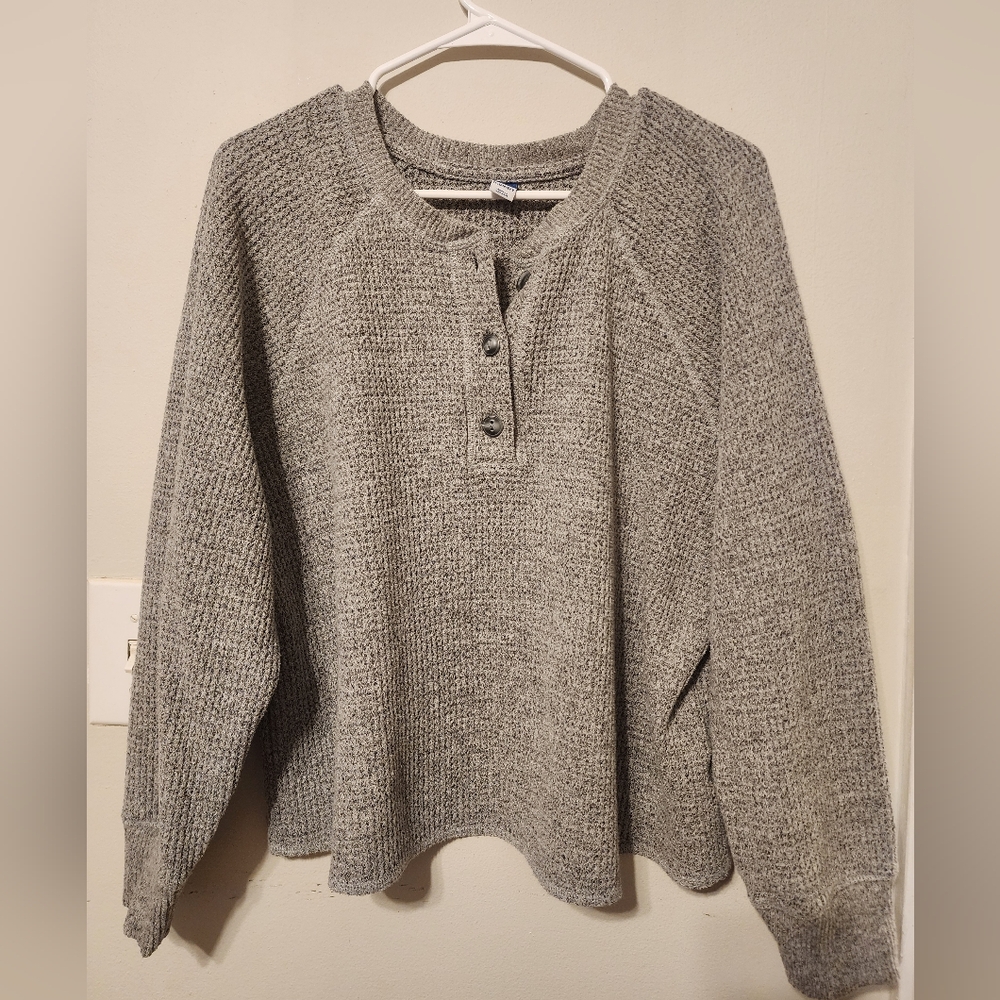 Old Navy Gray Waffle Knit Sweater